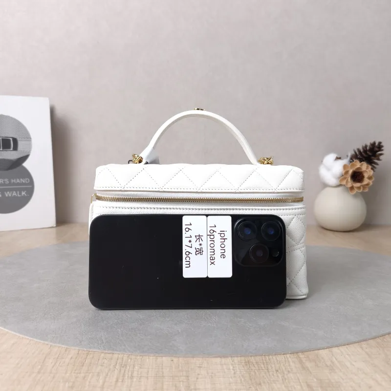 Chanel Top Handle Bag lp White Gold Grained Calfskin One Size 19.5 × 5 × 17 cm — cover view 3 of 7