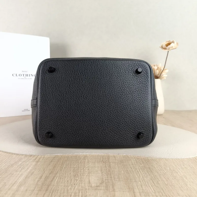 Hermès Top Handle Bag Picotin Lock 22 22 89Black TC Calfskin Medium 22 × 17 × 21 cm Z — cover view 2 of 6