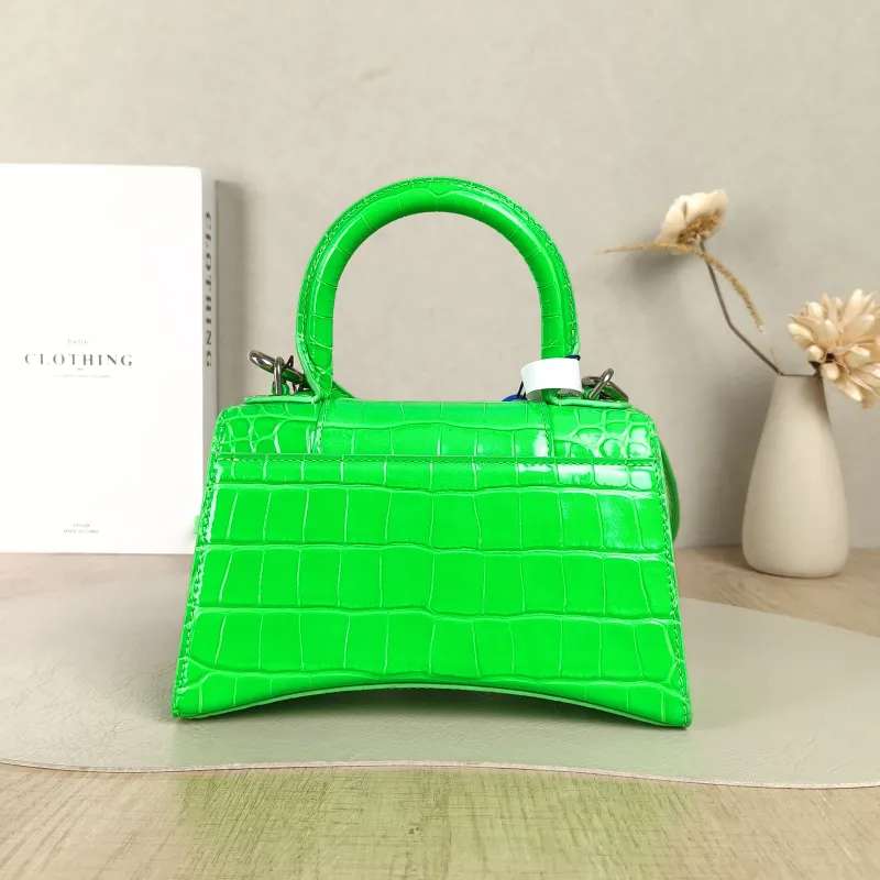 BALENCIAGA Crossbody Bag Hourglass Hourglass Bag Calfskinmini19 × 5 × 12 cm — cover view 3 of 5