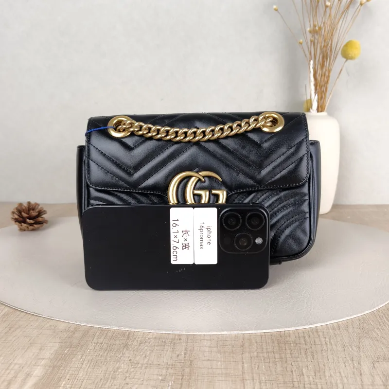 GUCCI Crossbody Bag GG Marmont Small Marmont 22Black CC alfskin Small22 × 6 × 13 cm — cover view 5 of 5