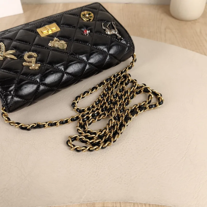 Chanel Crossbody Bag2.55 woc Black Edition Calfskin One Size19.2 × 3.5 × 12.3 cm — detail view 8 of 17