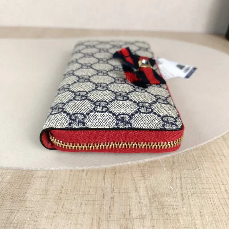 GUCCI Wallet Wallet Blue Monogram PVC 19 × 2.5 × 10 cm — detail view 1 of 9