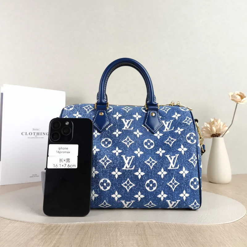 Louis Vuitton Crossbody Bag Speedy25 Blue Medium 25 × 15 × 19 cm — cover view 3 of 6