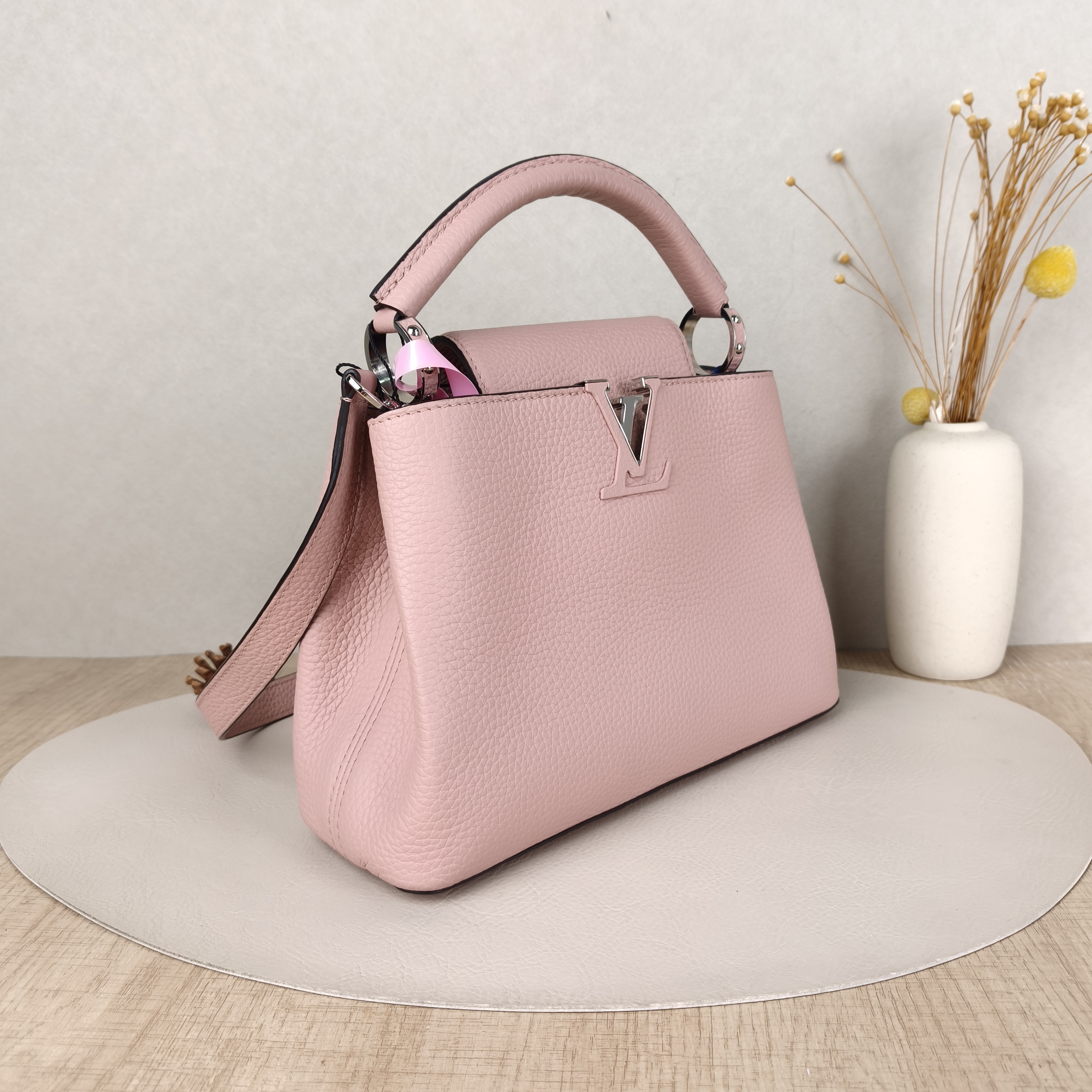 Louis Vuitton Crossbody Bag Capucines Pink Calfskin BB27 × 9 × 17.5 cm — cover view 4 of 5