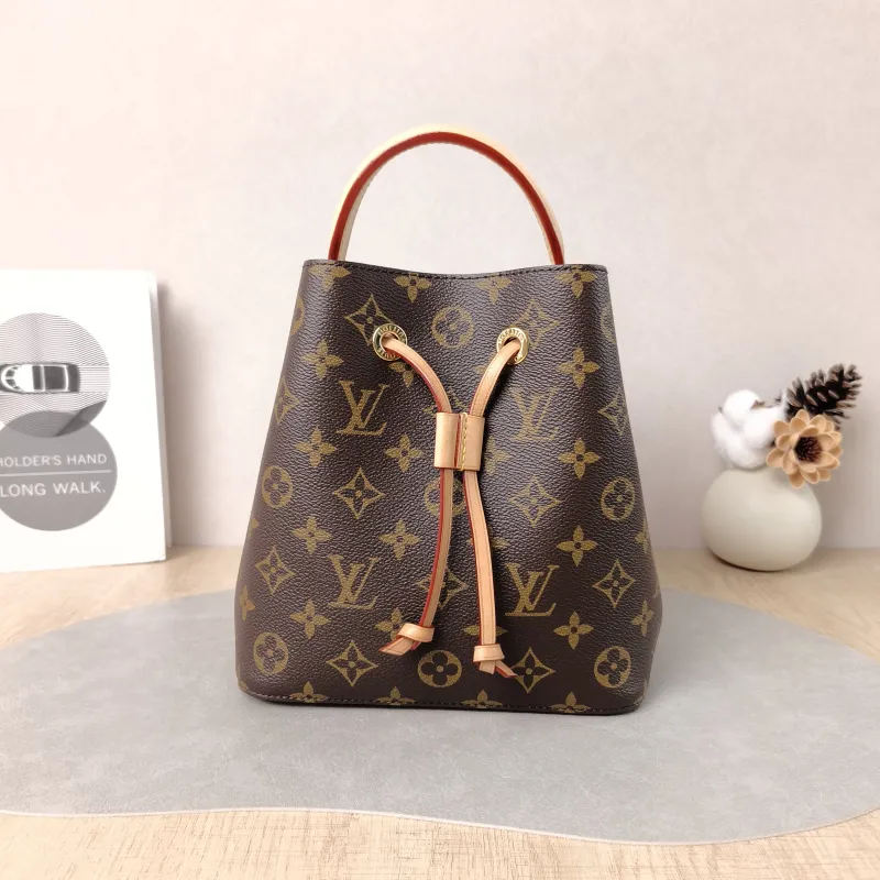 Louis Vuitton Crossbody Bag NÉONOÉ Bucket Bag BB Monogram PVC BB 20 × 13 × 20 cm