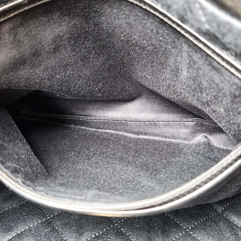Chanel Shoulder Bag 22Bag Black CC alfskin Small 35 × 7 × 37 cm — detail view 10 of 14
