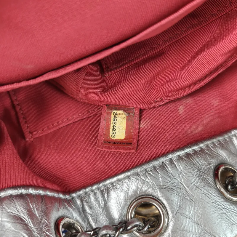 Chanel Crossbody Bag Gabrielle Collection Bucket Bag Silver Calfskin 20 × 6.5 × 22 cm — detail view 15 of 16