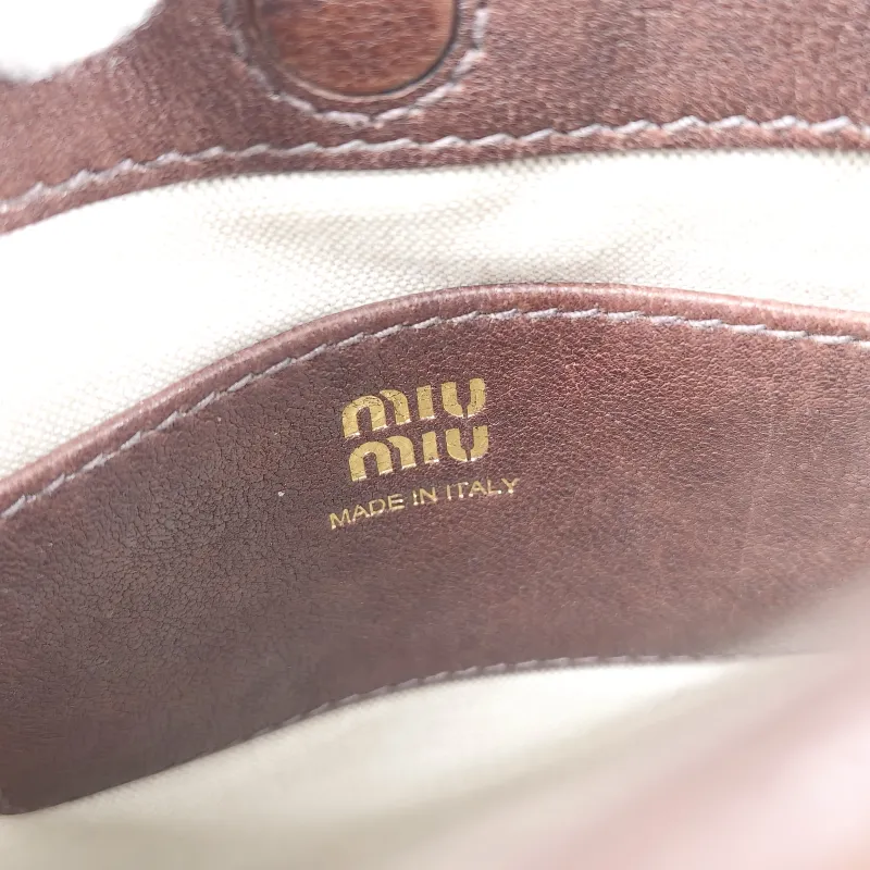 Miumiu Crossbody Bag Aventure Bucket Bag Lambskin Mini 17 × 4.5 × 19 cm — detail view 5 of 10
