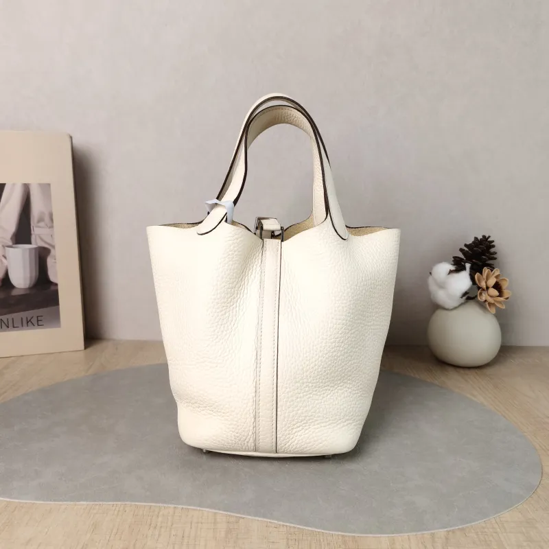 Hermès Top Handle Bag Picotin Lock 18 18 10Craie Taurillon Clemence TC Calfskin Small 18 × 13 × 18 cm Z Conditioned — cover view 6 of 6