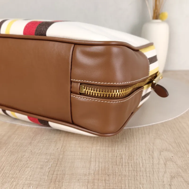 Miumiu Top Handle Bag Beau Colorblock Canvas · Calfskin Large 34 × 10 × 23 cm — detail view 2 of 11