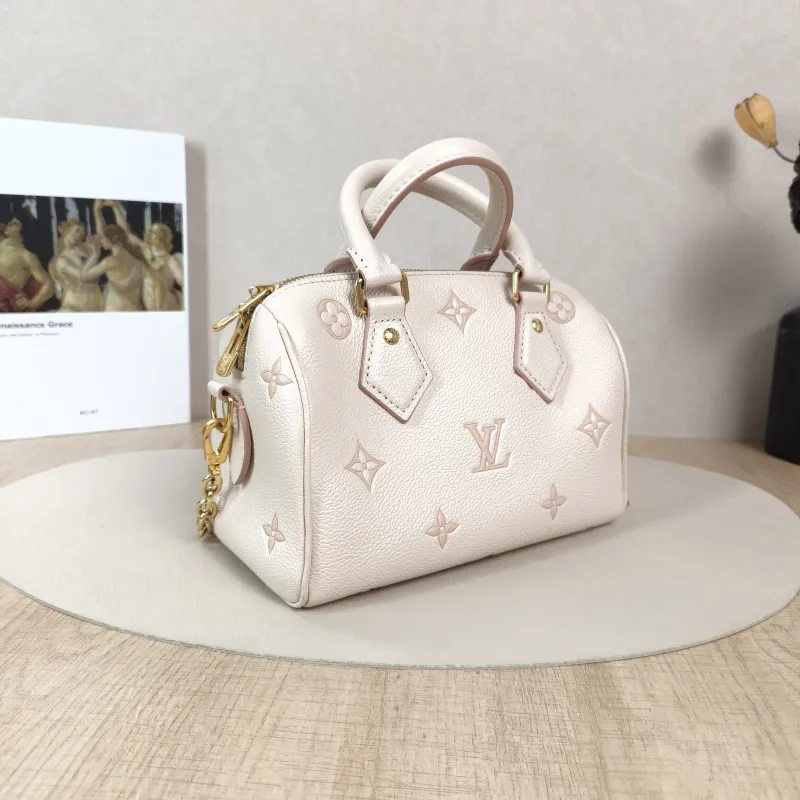 Louis Vuitton Crossbody Bag Speedy20Beige · Pink Empreinte Embossed Calfskin Small20.5 × 12 × 13.5 cm — cover view 6 of 6