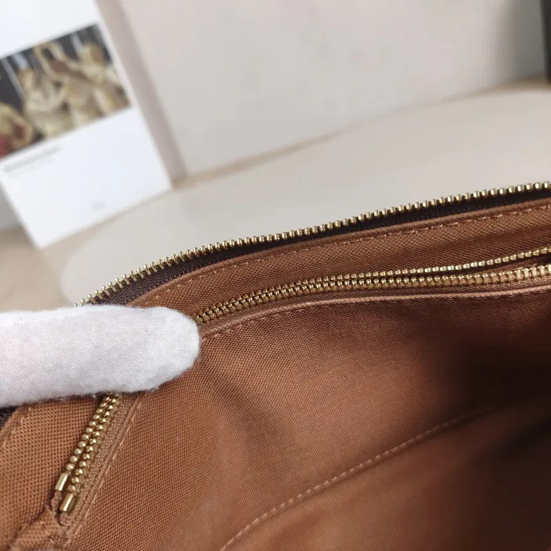 Louis Vuitton Shoulder Bag Pochette Accessoires Two Straps Monogram PVC Large 23.5 × 4 × 13.5 cm — detail view 10 of 11