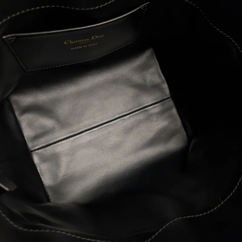 DIOR Shoulder Bag TOUJOURS Edition Black Calfskin Small 18.5 × 12 × 18.5 cm — detail view 1 of 9