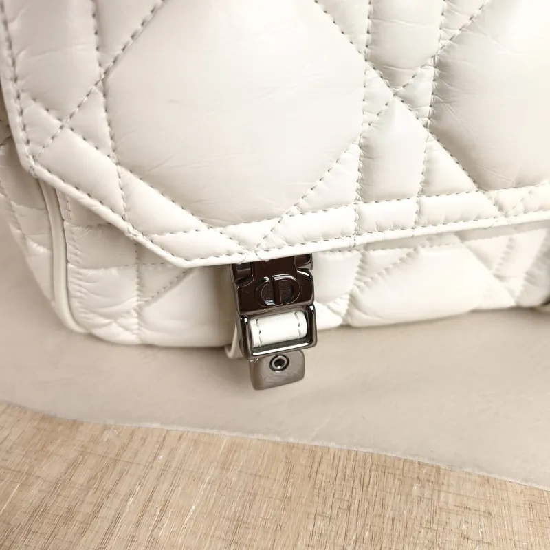 DIOR Crossbody Bag camp Messenger Bag White Calfskin Small 23 × 8 × 15 cm — detail view 11 of 11