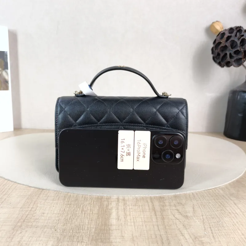 Chanel Crossbody Bag Black Grained Calfskin One Size 19 × 7 × 11.5 cm — cover view 3 of 5