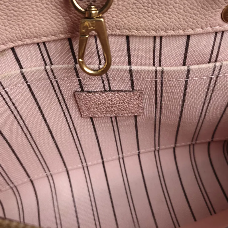 Louis Vuitton Top Handle Bag Montaigne Pink Calfskin BB 29 × 13 × 20 cm — detail view 7 of 11