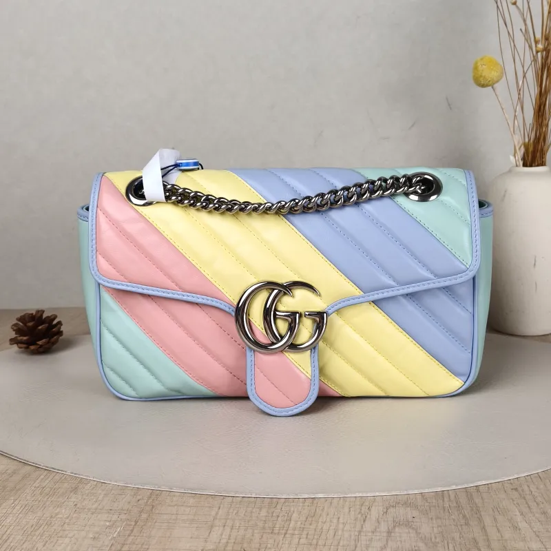 GUCCI Crossbody Bag GG Marmont Medium Marmont 26 Calfskin Medium26 × 7 × 15 cm