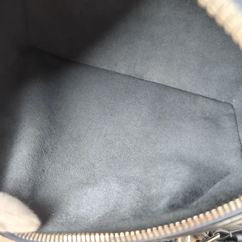 Louis Vuitton Crossbody Bag Speedy20 Empreinte Embossed Calfskin Small 20.5 × 12 × 13.5 cm — detail view 11 of 12