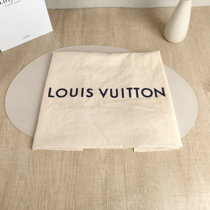 Louis Vuitton Crossbody Bag Carryall Multicolore PVC Small 29 × 12 × 24 cm — detail view 10 of 13