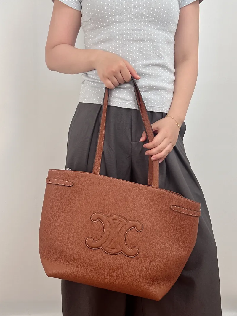 CELINE Shoulder Bag Cabas Anais Tote Bag Brown Calfskin Large 32 × 15 × 28 cm — on-model view 1 of 2
