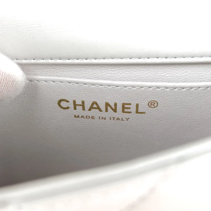 Chanel Crossbody Bag Grey Lambskin One Size19 × 5 × 12.5 cm — detail view 11 of 13