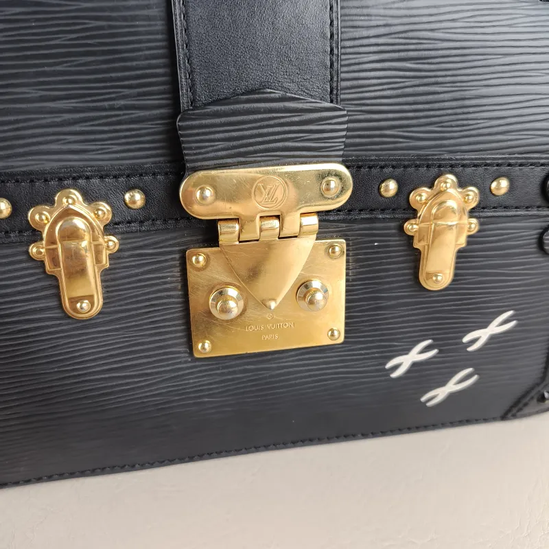 Louis Vuitton Crossbody Bag Trunk Clutch Box Black Epi Embossed Calfskin One Size TP10011820 — detail view 5 of 10