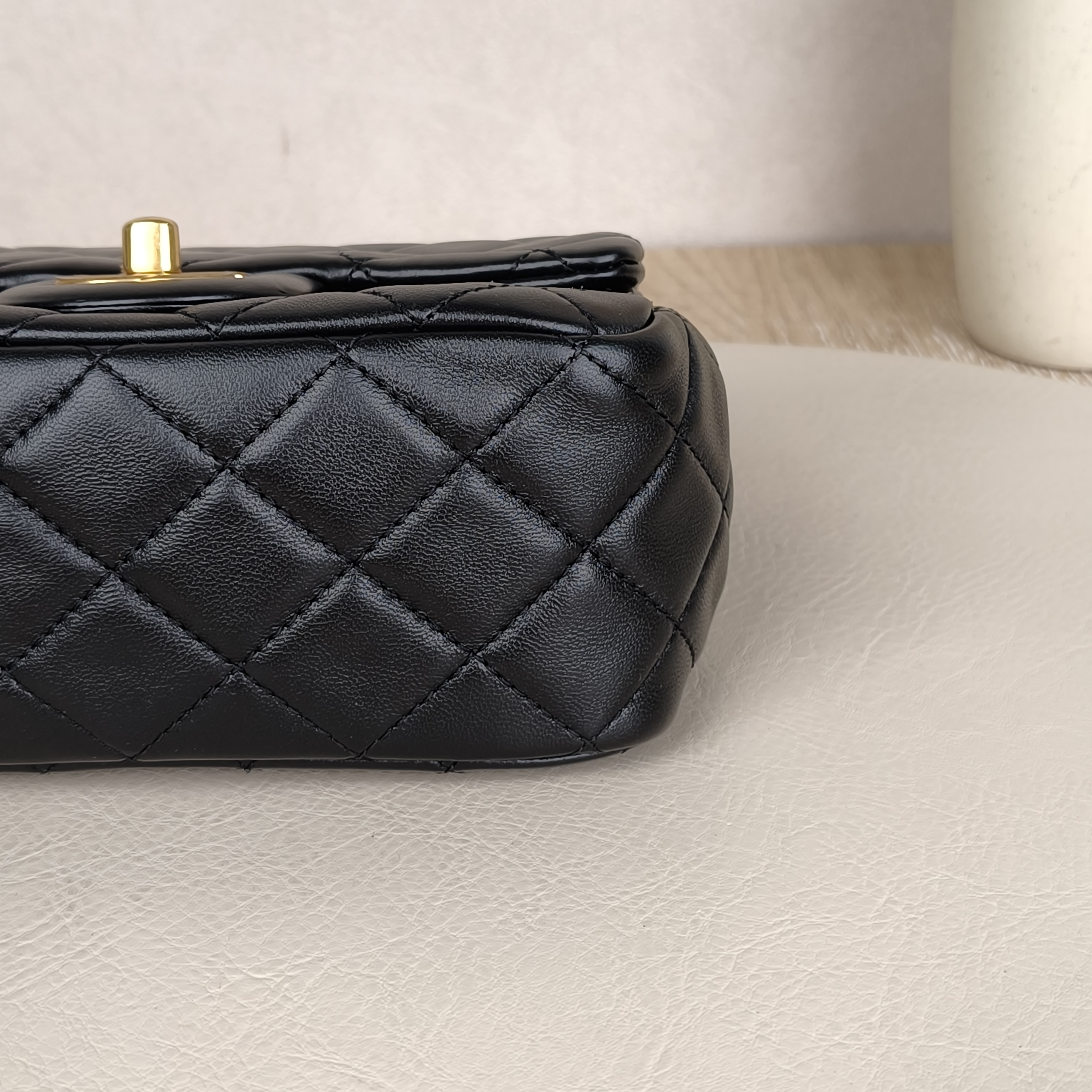 Chanel Crossbody Bag Classic Flap Mini CF Mini Black with Gold-Tone Hardware SL ambskin17 × 8 × 13.5 cm — cover view 4 of 9