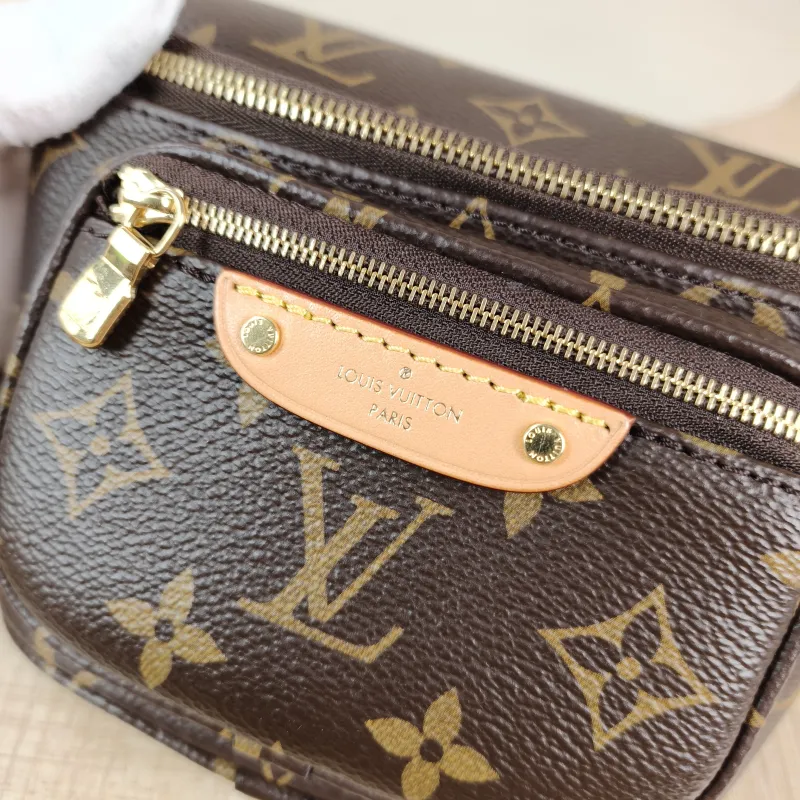 Louis Vuitton Crossbody Bag Bumbag Belt Bag Monogram PVC Mini 17 × 9.5 × 12 cm — detail view 6 of 10