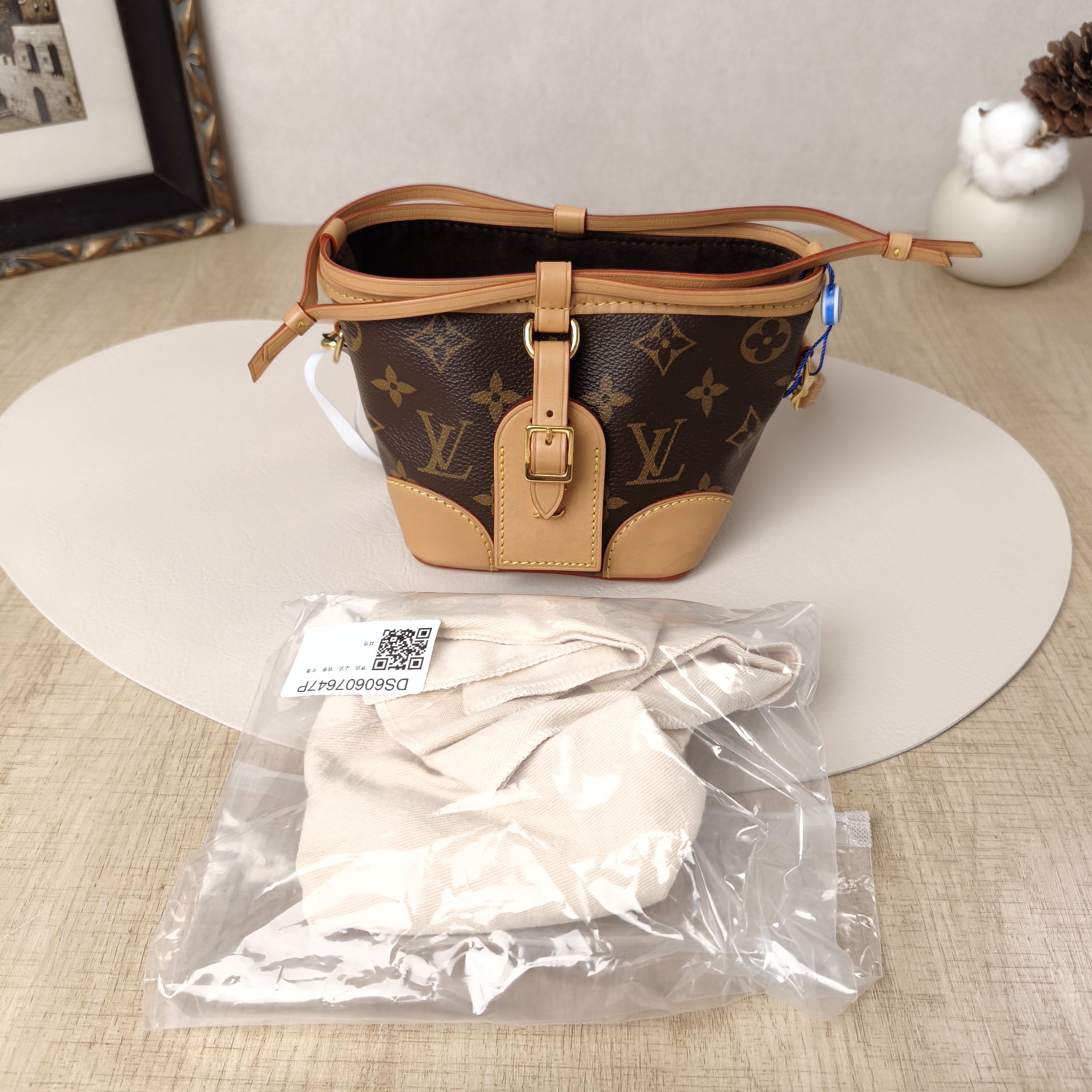 Louis Vuitton Crossbody Bag NOÉ PURSE Monogram PV Cmini11.5 × 11.5 × 12 cm — cover view 11 of 11