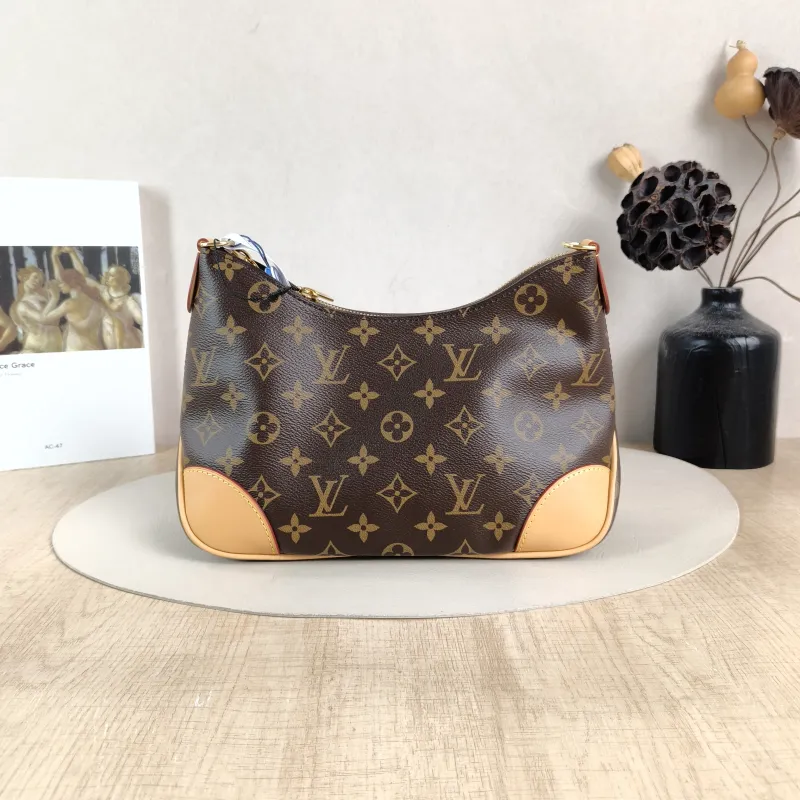 Louis Vuitton Crossbody Bag Boulogne PVC Small 26 × 9.5 × 16 cm Shoulder Strap