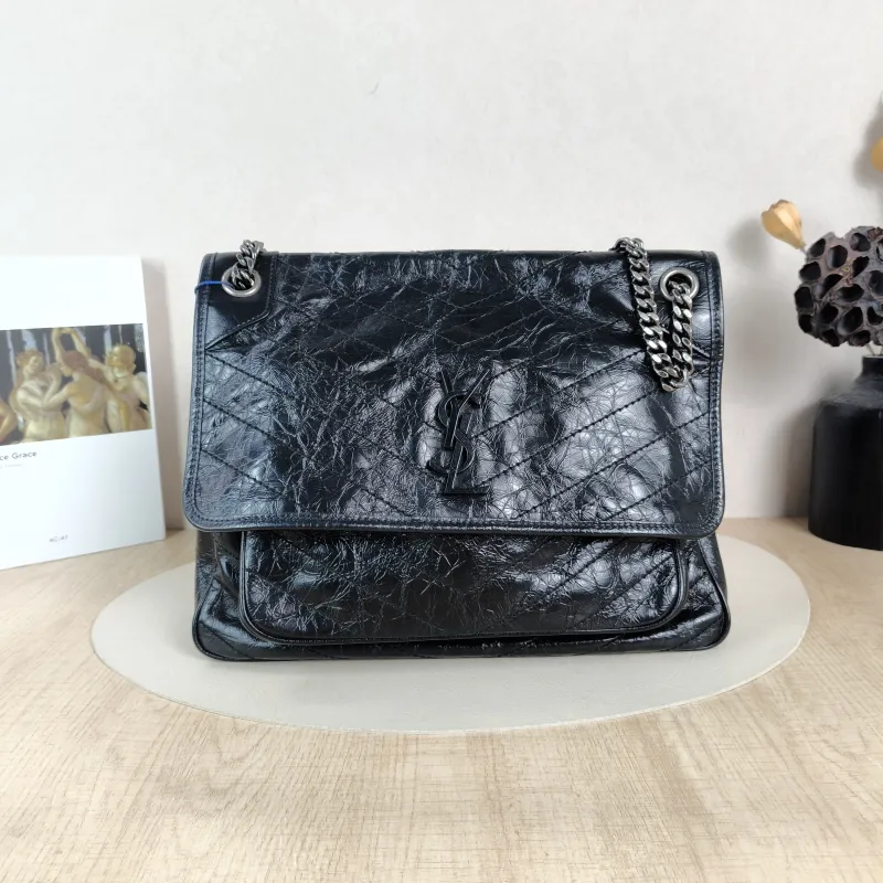 SAINT LAURENT Crossbody Bag Niki D Waxed Leather Calfskin Large32 × 9 × 23 cm