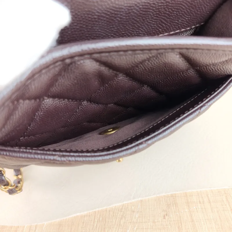 Chanel Crossbody Bag 22k Messenger Bag Brown Grained Calfskin 17 × 6.5 × 15 cm Microchip Edition — detail view 3 of 12