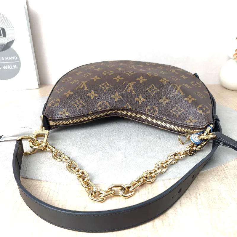 Louis Vuitton Shoulder Bag COOKIE Monogram PVC BB 28.5 × 5 × 19 cm — detail view 7 of 13