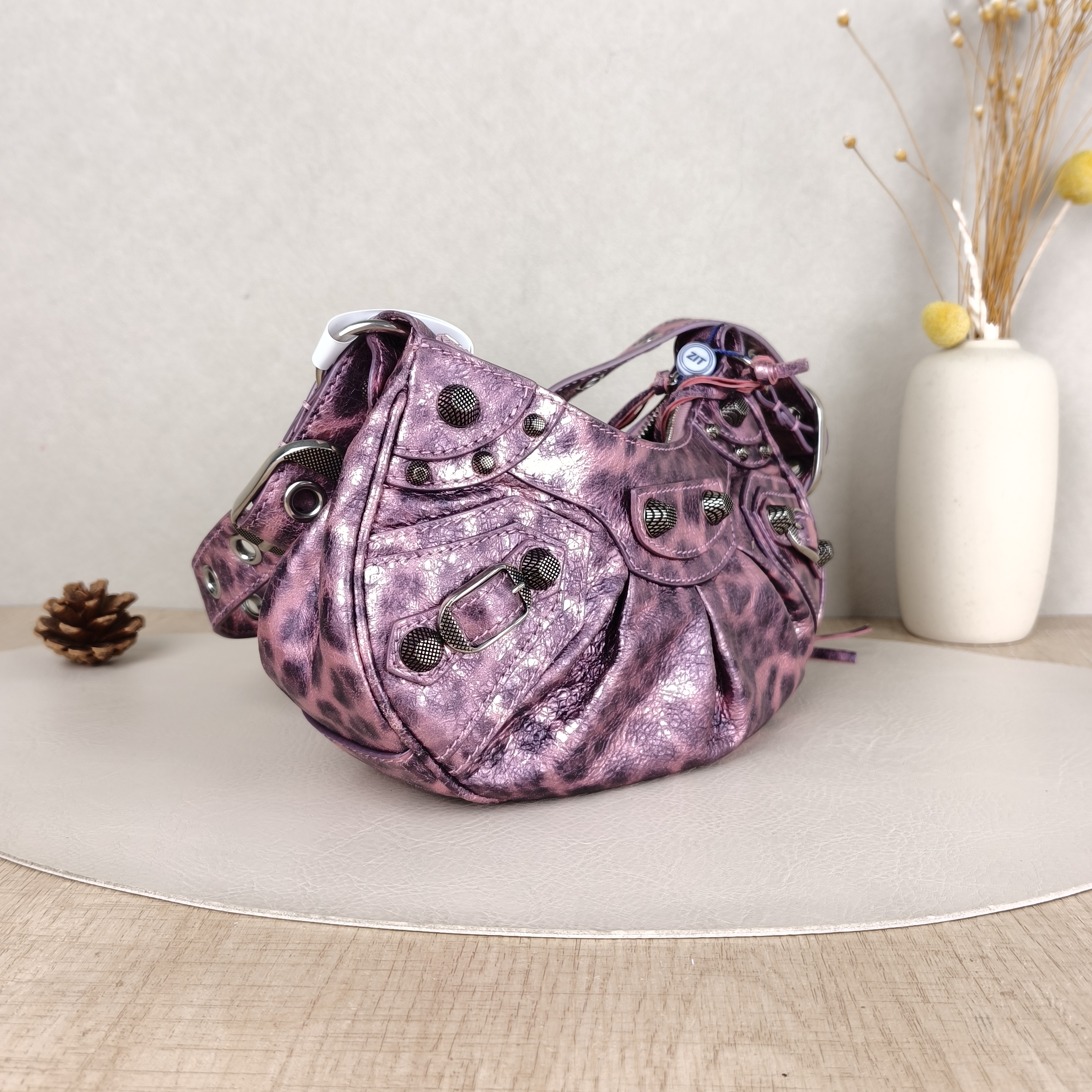BALENCIAGA Crossbody Bag Classic City Lambskinmini24 × 10 × 16 cm — cover view 2 of 5