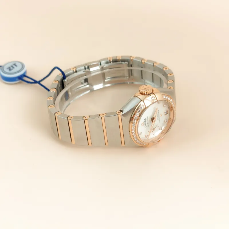 OMEGA Watch Collection Watch One Size27 — cover view 3 of 8