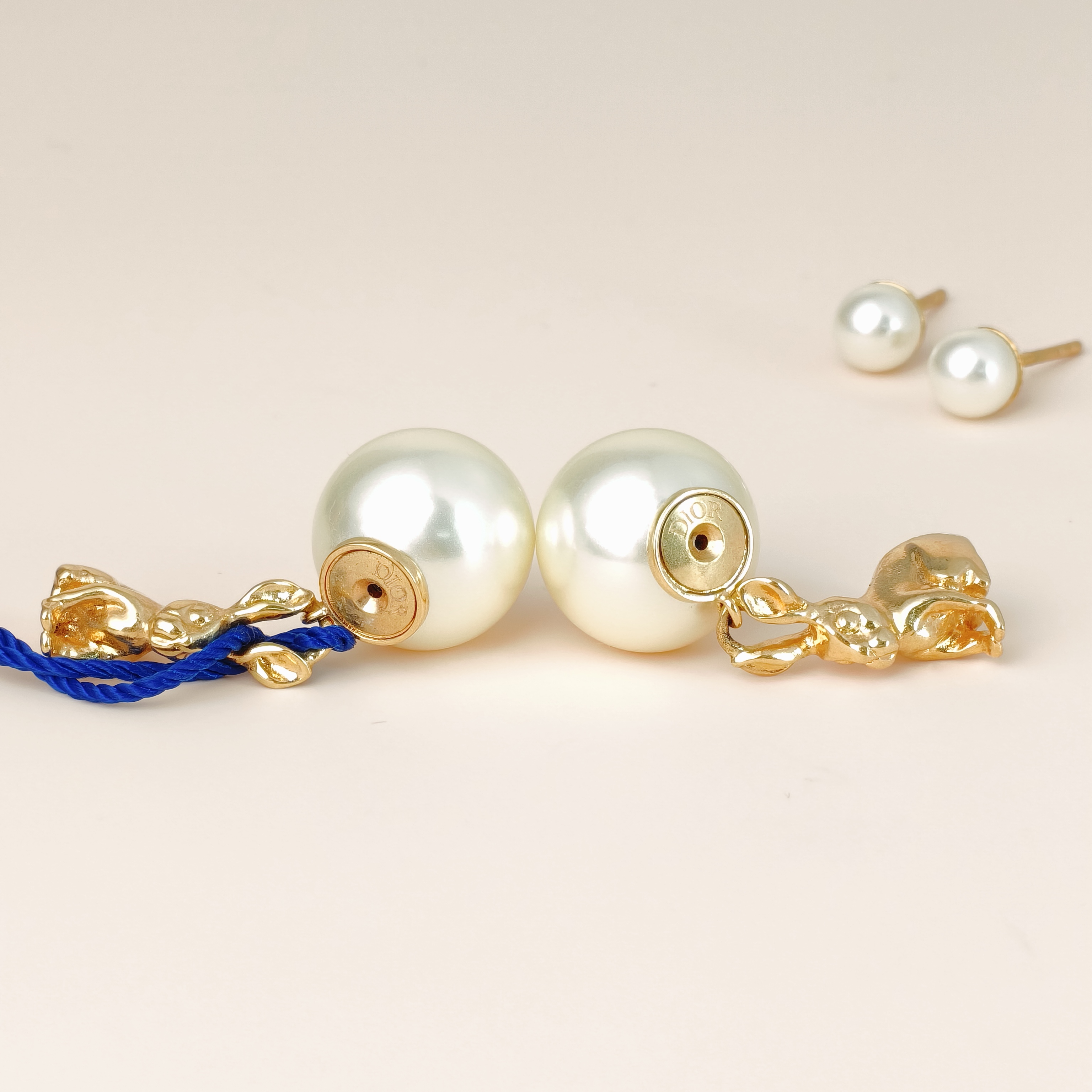 DIOR Earrings Pearl Gold Pearl One Size โ cover view 5 of 9