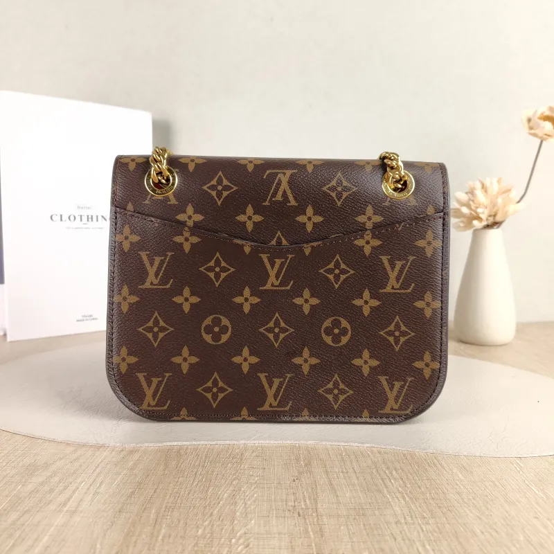 Louis Vuitton Crossbody Bag Passy Messenger Bag Monogram PVC Small 23 × 9 × 17 cm — cover view 3 of 6