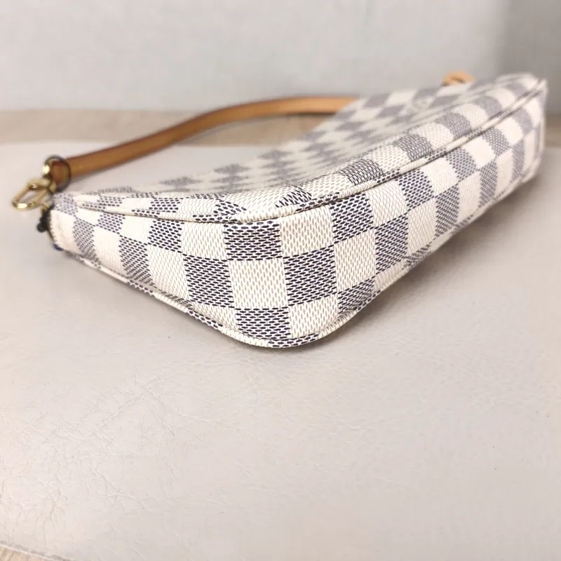 Louis Vuitton Shoulder Bag Vintage PVC Large 21 × 3 × 13 cm — detail view 9 of 10