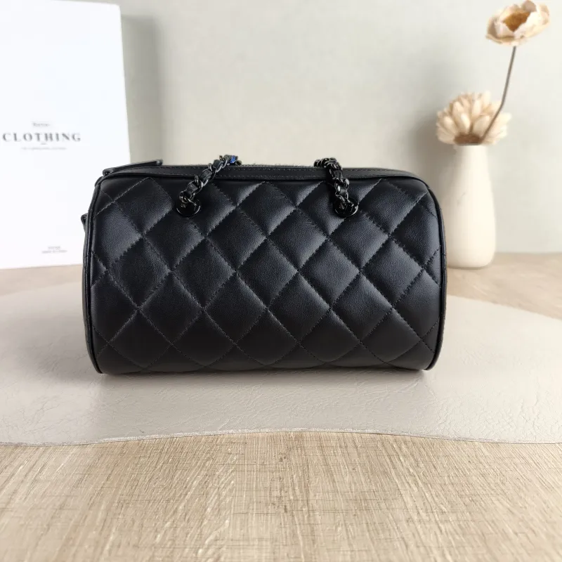 Chanel Crossbody Bag Bowling Bag soblack Black Lambskin One Size 18.5 × 11 × 11.5 cm — cover view 5 of 5