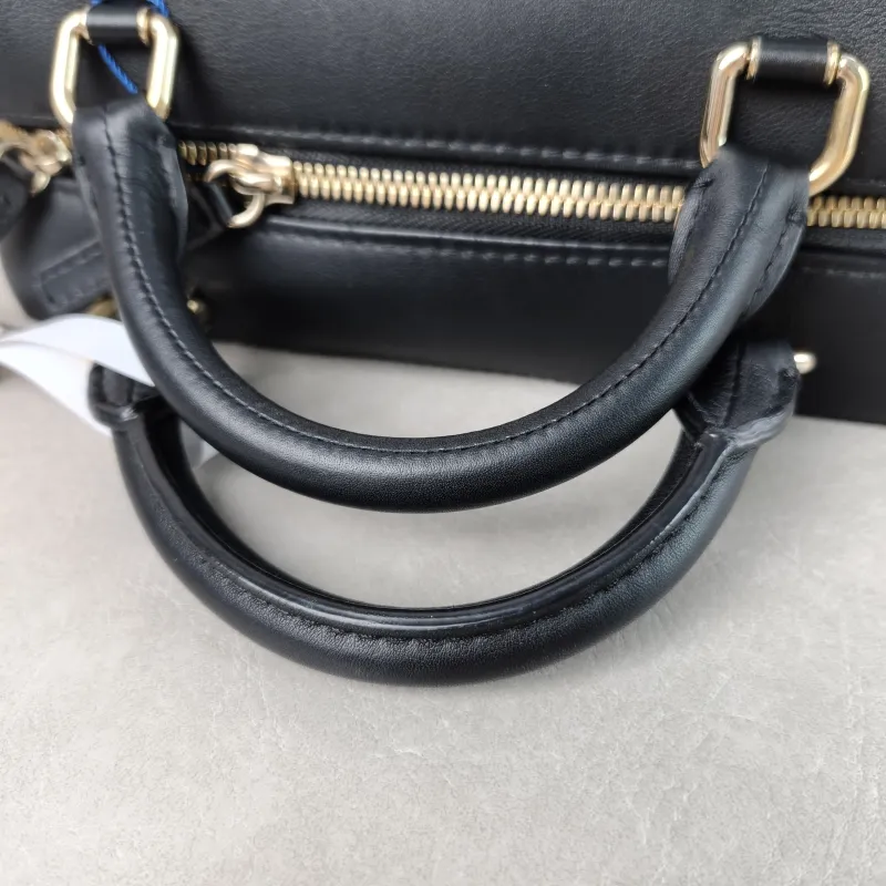 Chanel Crossbody Bag Box Bag Top Handle Crossbody Bag Black Calfskin 23 × 9.5 × 17 cm 29 — detail view 4 of 16