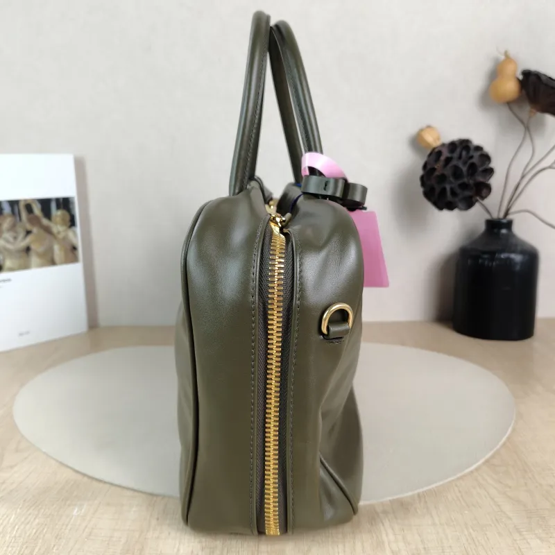 Miumiu Top Handle Bag Beau CC alfskin 34 × 10 × 23 cm — detail view 2 of 12