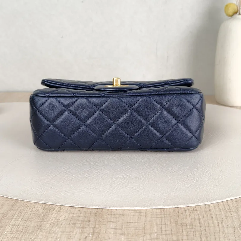 Chanel Crossbody Bag mini Blue Lambskin One Size20 × 6 × 12 cm — cover view 3 of 5
