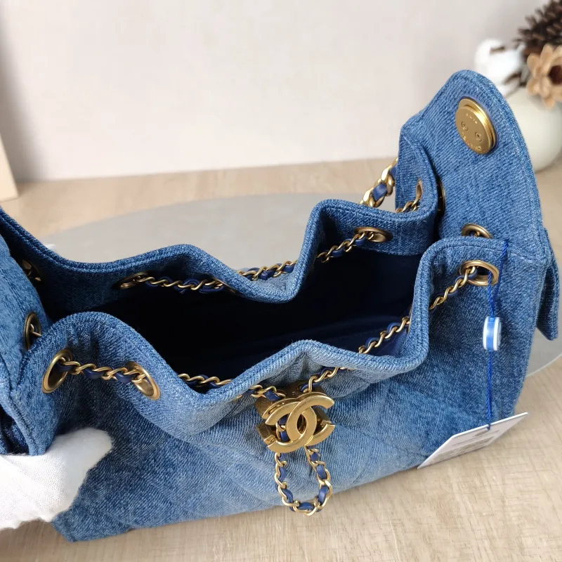 Chanel Crossbody Bag 25Bag Blue Mini 22 × 12.5 × 20 cm — detail view 8 of 11