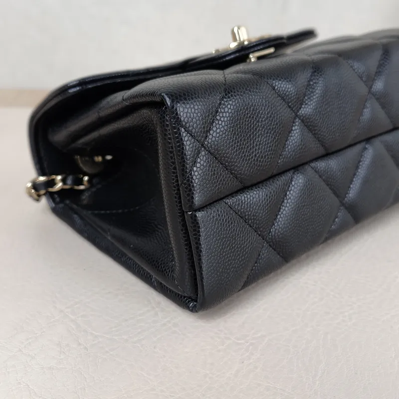 Chanel Crossbody Bag Box Black Grained Calfskin 15 × 7 × 10.5 cm — detail view 3 of 12