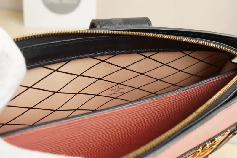 Louis Vuitton Box Pink Embossed Calfskin · Shoulder Strap · 22.5 × 6 × 15 cm — detail view 14 of 17