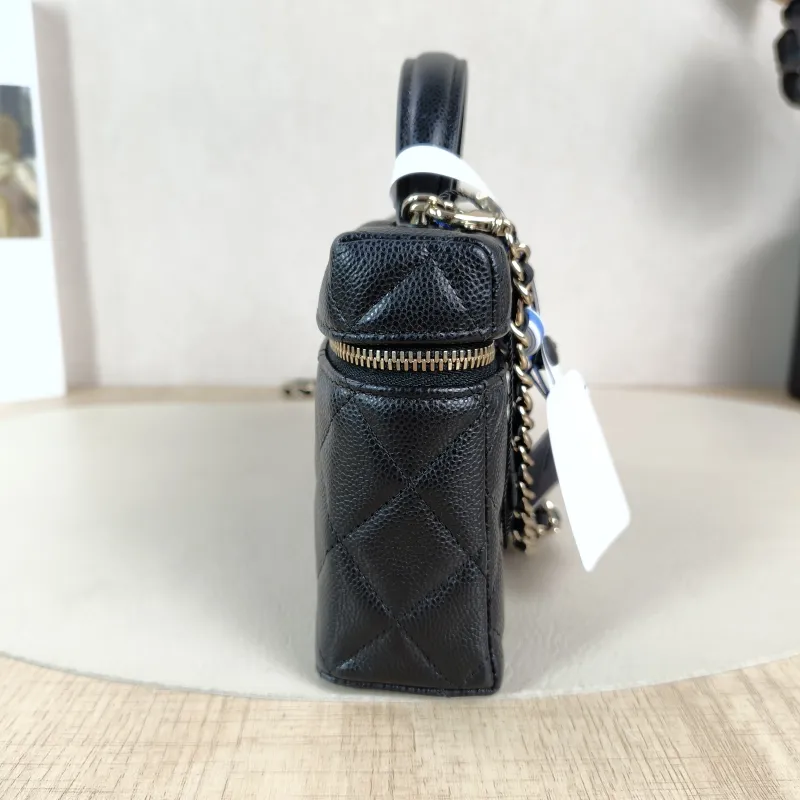 Chanel Crossbody Baglp Box Bag Top Handle Crossbody Bag Black Grained Calfskin One Size19.5 × 5 × 17 cm — detail view 5 of 14