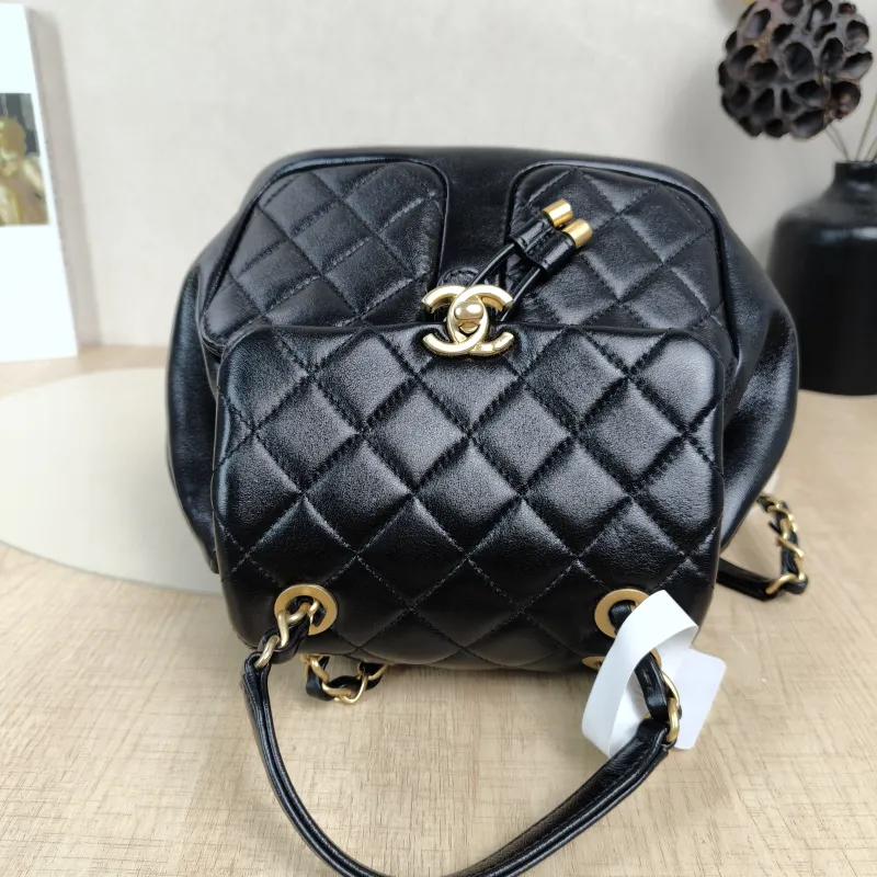 Chanel Crossbody Bag23k Backpack Black Lambskin One Size23 × 12 × 20 cm — detail view 3 of 14