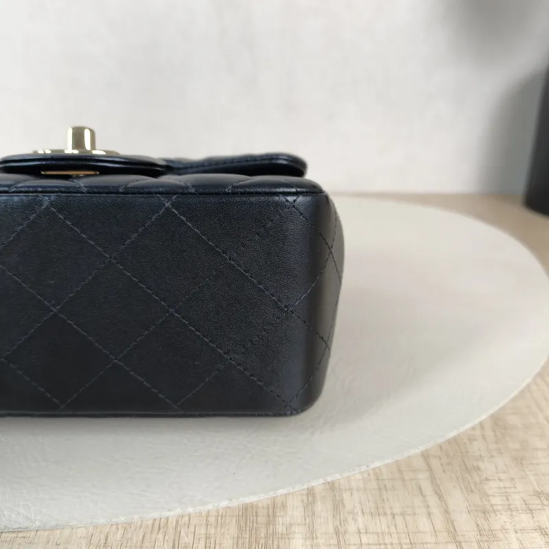 Chanel Crossbody Bag Classic Flap Mini CF Mini Black SL ambskinmini17 × 8 × 13.5 cm — detail view 10 of 13