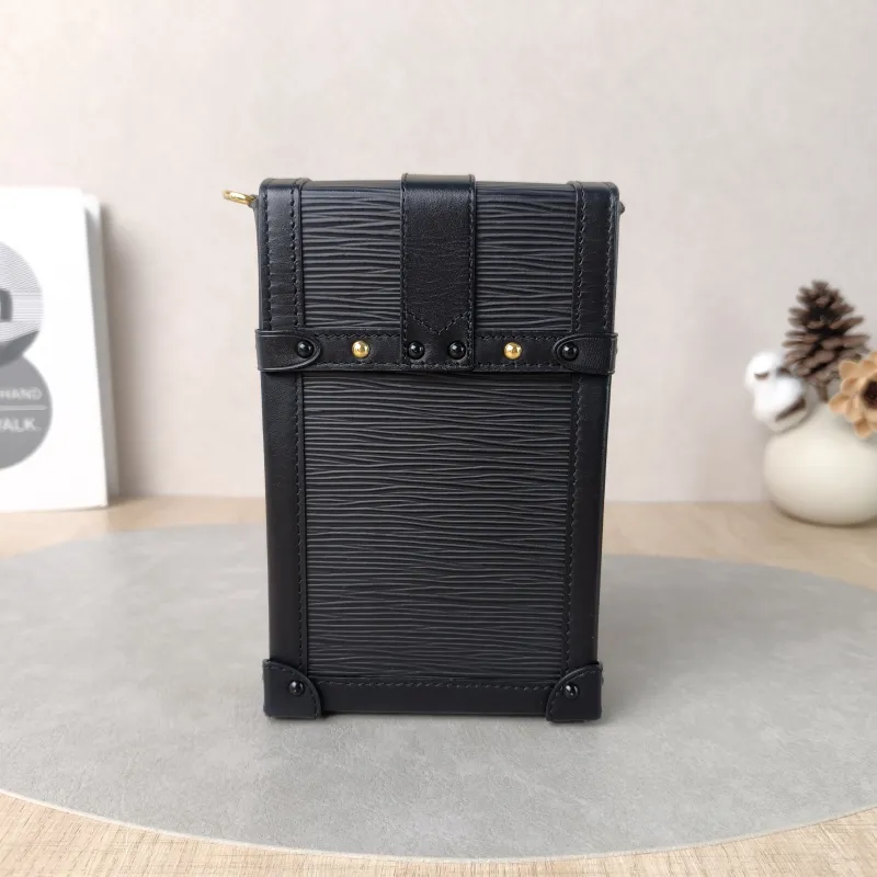 Louis Vuitton Crossbody Bag Trunk Vertical Chain Bag Black Epi Embossed Calfskinmini11 × 3.5 × 17.5 cm — cover view 4 of 5