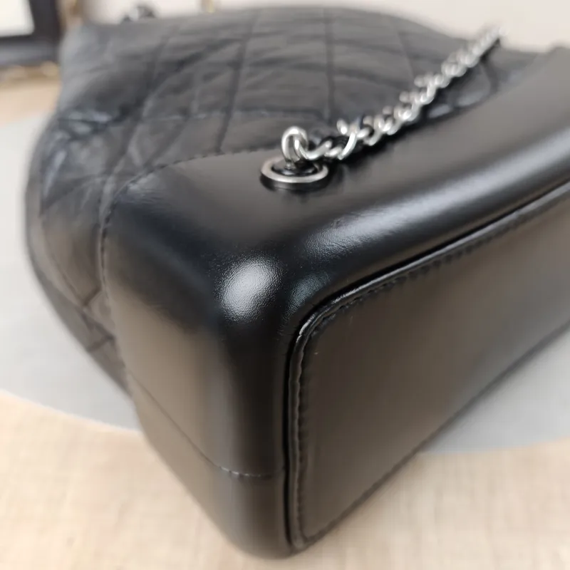 Chanel Backpack Gabrielle Backpack Black CC alfskin22.5 × 10.5 × 23 cm — detail view 16 of 17